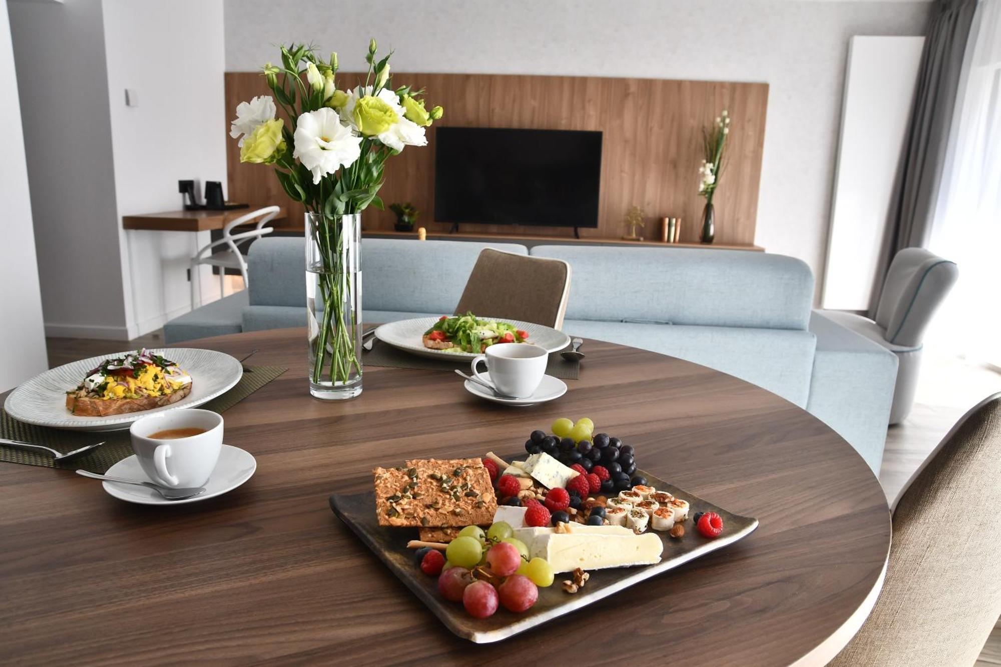 Novos Aparthotel Bukares Bagian luar foto