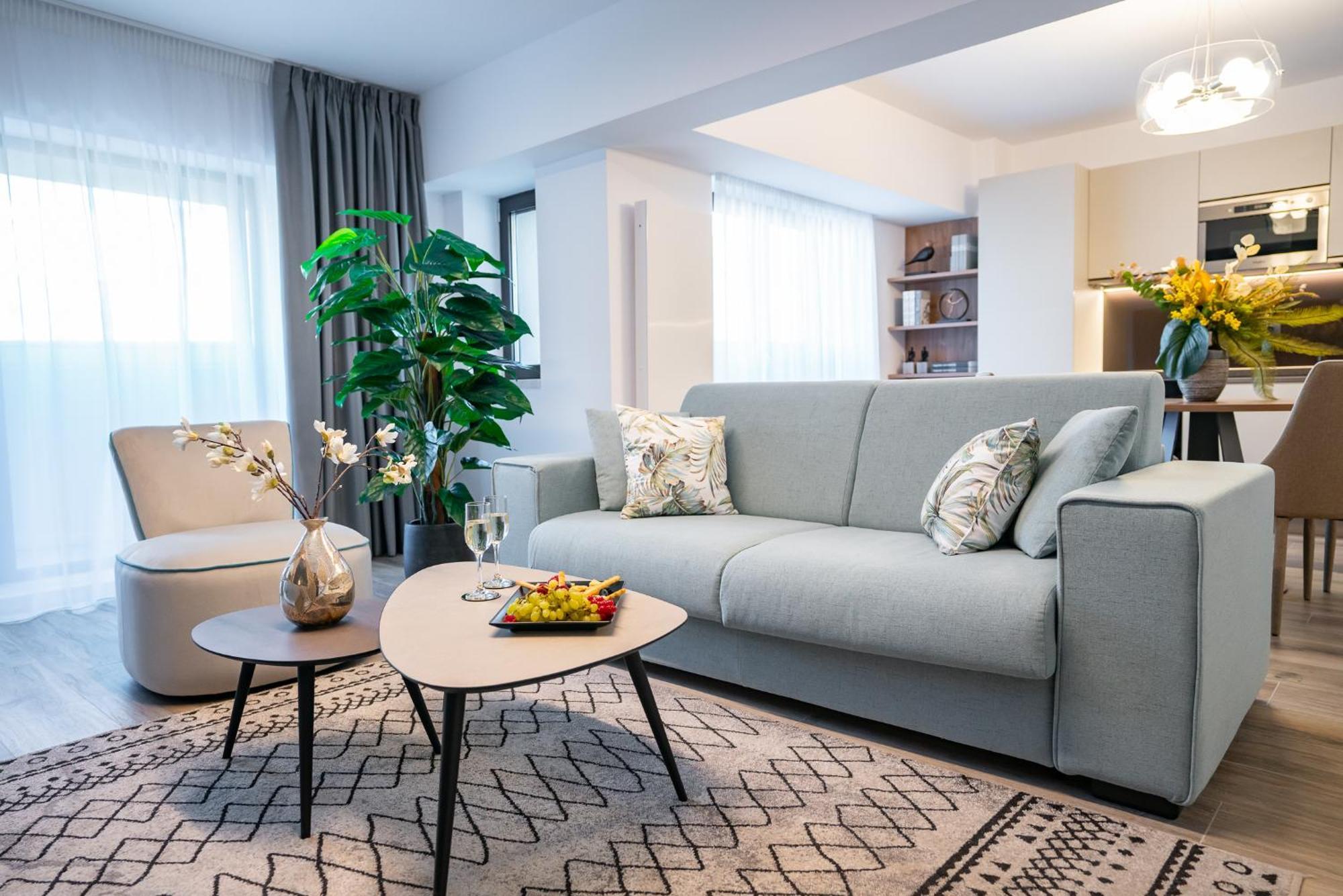 Novos Aparthotel Bukares Bagian luar foto
